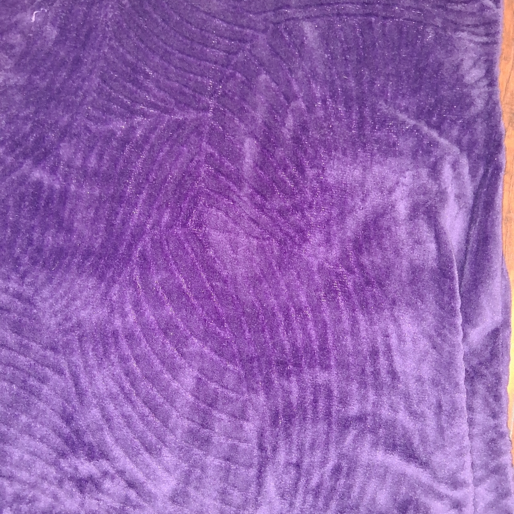 EUC ME Size Medium Purple Plush Fleece Zip Front Loungewear Robe!! - Picture 12 of 12